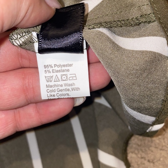 Tie Wrap Around Blouse - Picture 5 of 6